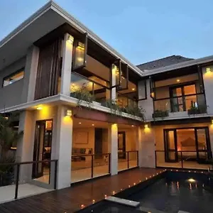 Indah Balangan Villa